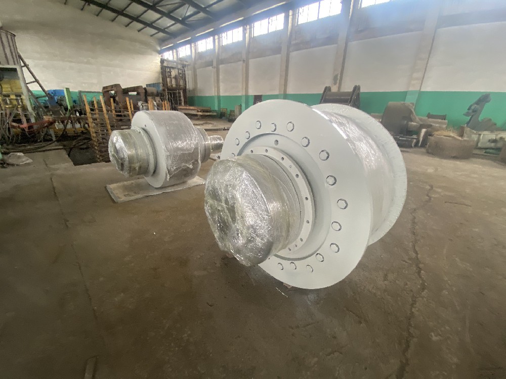 高壓輥磨機總成發貨